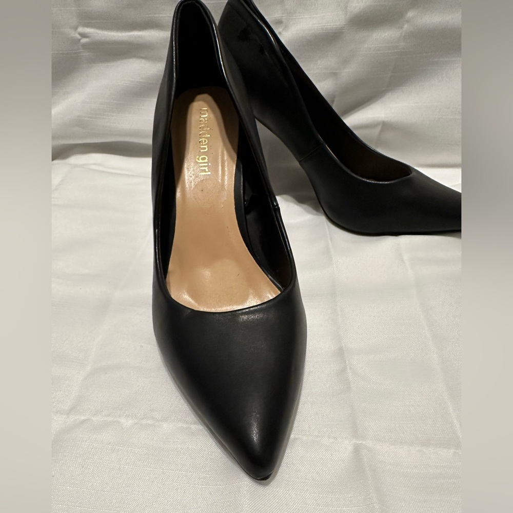 Madden Girl 3” Black Pumps | Size 10